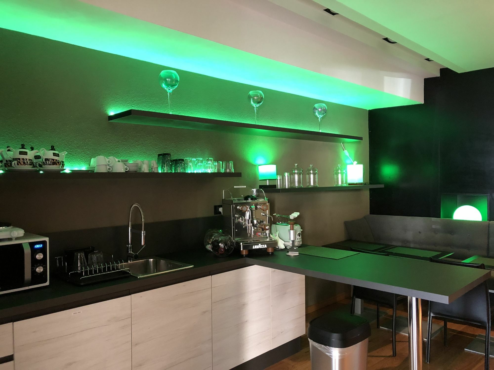 Martini Rooms Castello กาญารี ภายนอก รูปภาพ